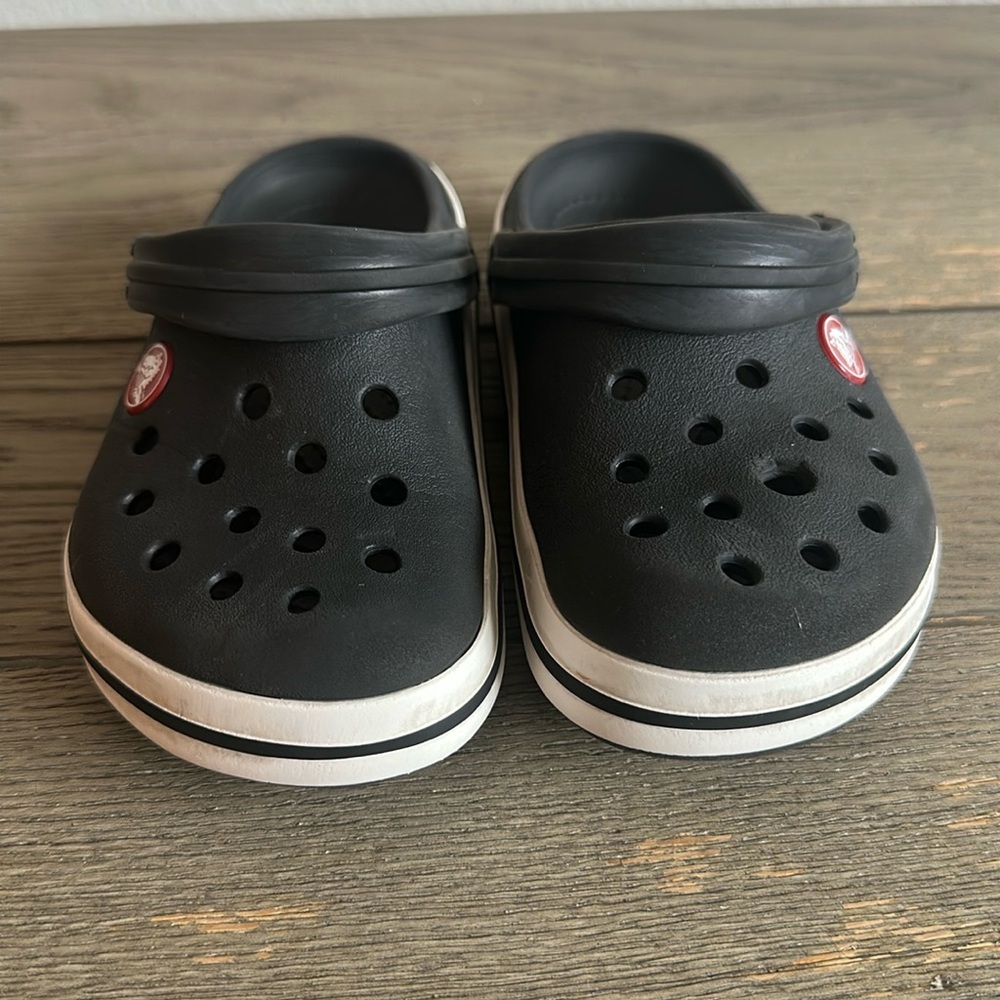 Crocs Kids Classic Clog Black – Size 10C